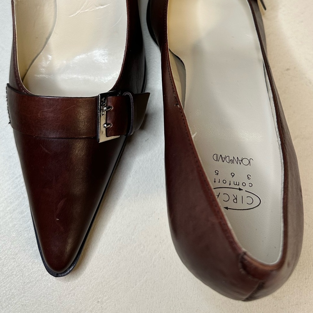 Joan & David Brown Leather Heels with Pointed Toe - Picture 8 of 10